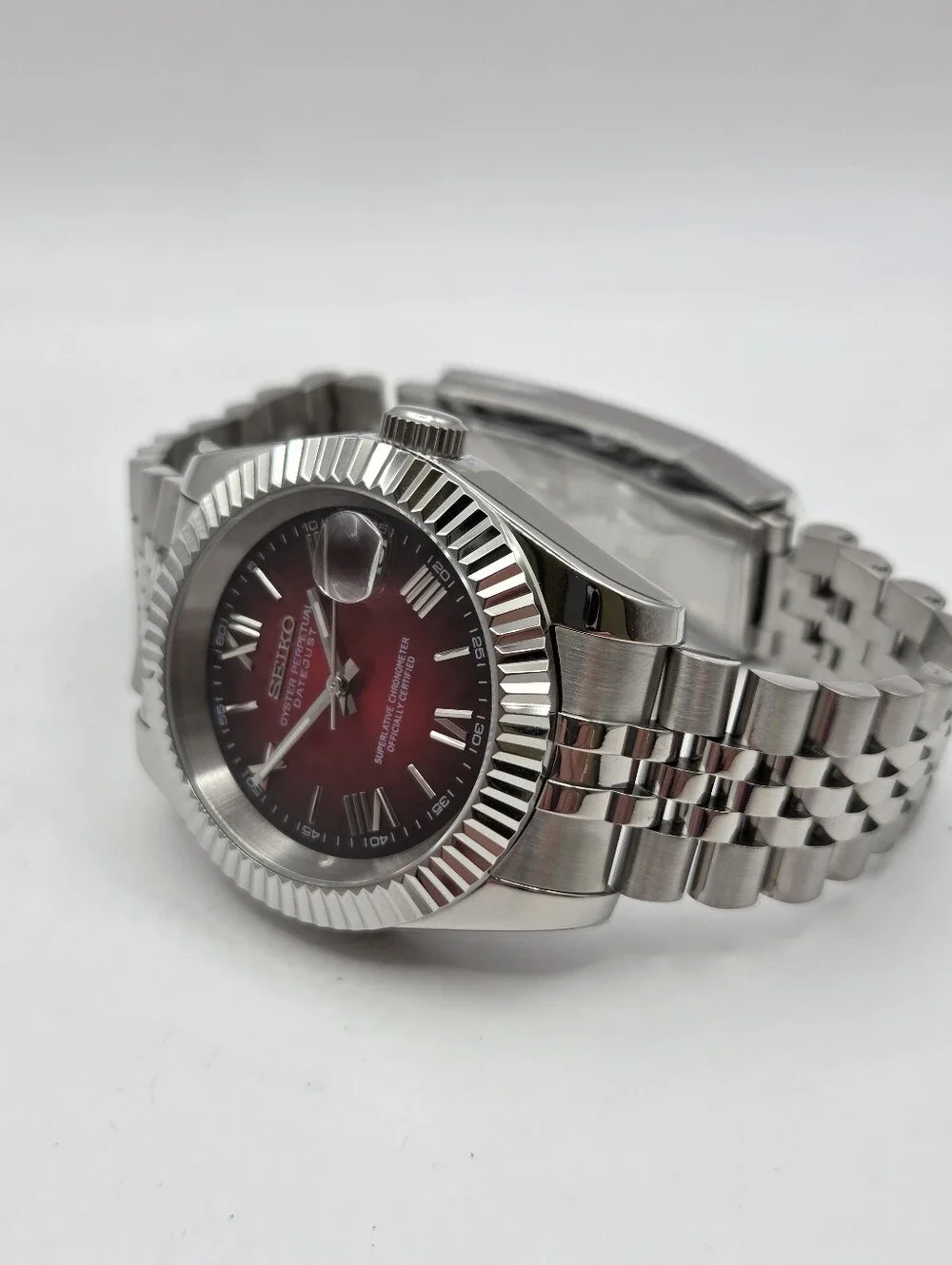 New 39mm SeikoMod Automatic Watch Red Gradient  Dial